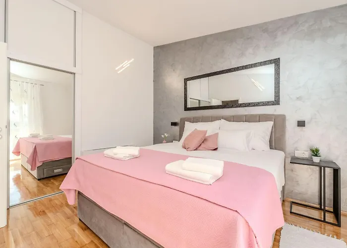 Grbic 1 By Interhome